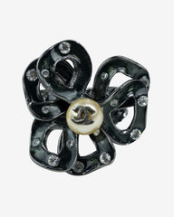 C.2000, RARE CHANEL STATEMENT PEWTER CAMELLIA PEARL RING