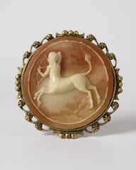 Vintage 1960s Sagittarius Centaur Cameo Brooch – Gold-Tone Bezel