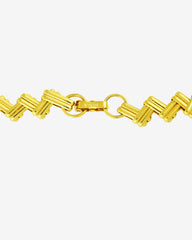 c.1980, Avon Zigzag Layered Necklace – Timeless Elegance.