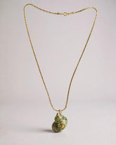 Exquisite Vintage Green Nautilus Shell & Gold Toned Necklace Pendant