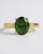 Exquisite Oval Green Tourmaline & 18K Gold Ring - Size 7 US