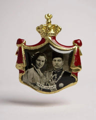 1938 Royal Wedding Pin – King Farouk & Queen Farida of Egypt – Photographic Memento – Historical Royalty Badge