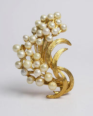 Vintage Signed ART Faux Pearl Cluster Pin – Gold Tone