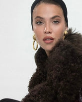 90s Power Glam, Bold Gold Elegance