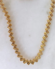 c.1980, Avon Zigzag Layered Necklace – Timeless Elegance.