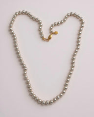 Elegant Vintage 1980s Napier Faux Pearl Necklace - Classic Single Strand with Signature Tag