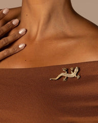Vintage Rhinestone Lizard Brooch – Gecko design with green eyes. A playful touch of elegance