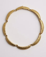 Vintage Textured Gold-Plated Collar Necklace – Timeless Elegance